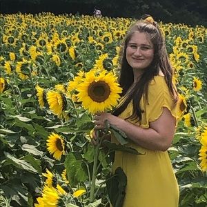 Meet your Posher, Rose